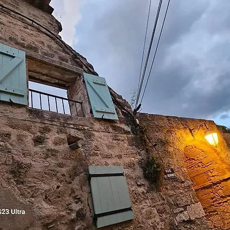 Le Château De Soleil Saint-Pons-de-Mauchiens