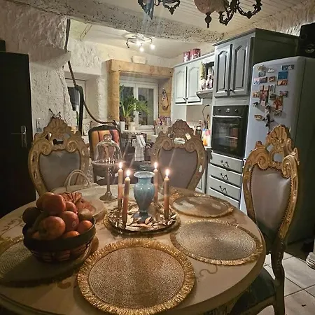 بيت للعطل Le Chateau De Soleil *