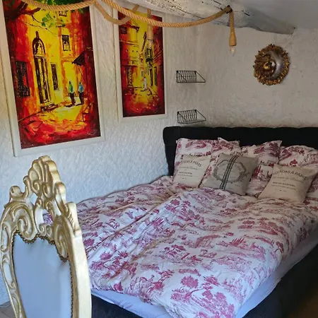 Le Chateau De Soleil Saint-Pons-de-Mauchiens