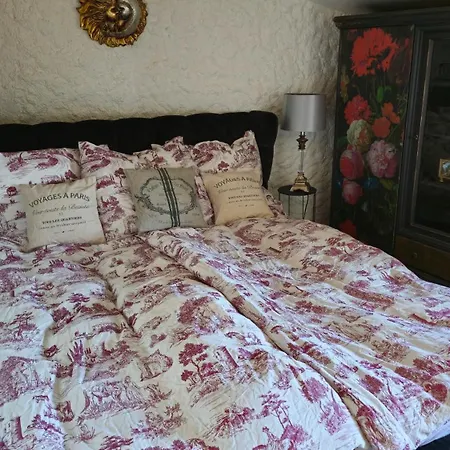 بيت للعطل Le Chateau De Soleil *