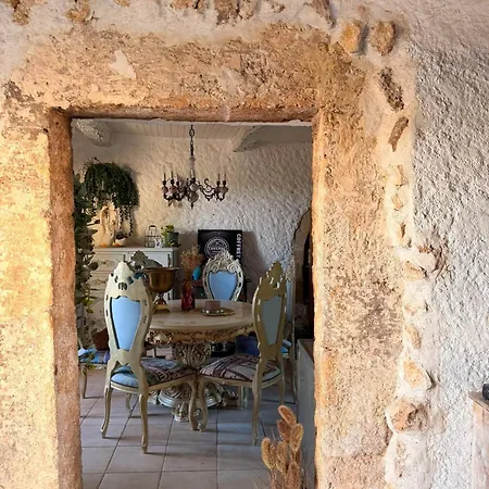 Holiday home Le Chateau De Soleil Saint-Pons-de-Mauchiens